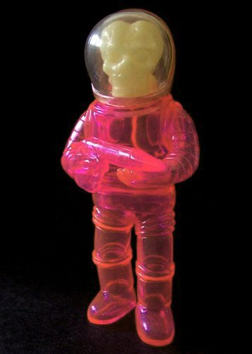 #024 Space Troopers VX - Clear Pink Unpainted / GID head figure, produced by Toygraph. Front view.