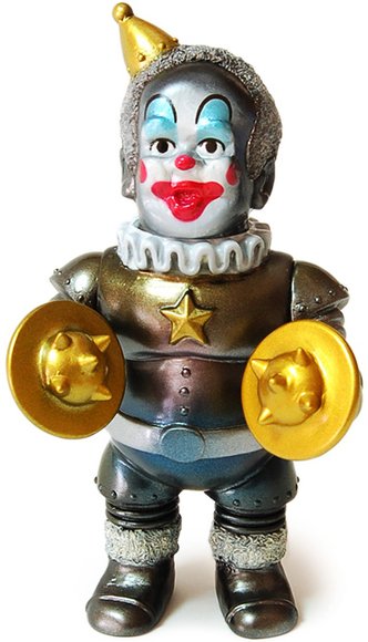 Iron Clown Mini - White Head figure by Kikkake, produced by Kikkake. Front view.
