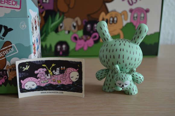 2headed - Chase figure by Aya Kakeda, produced by Kidrobot. Back view.