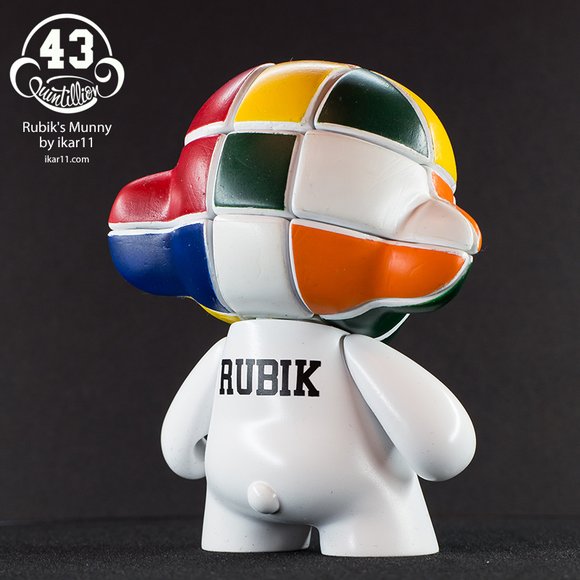 43 Quintillion Rubik’s Munny figure by Ikar11. Back view.