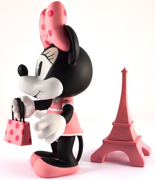 8 Minnie Mouse - Paris figure by Disney, produced by Artoyz Originals. Side view.