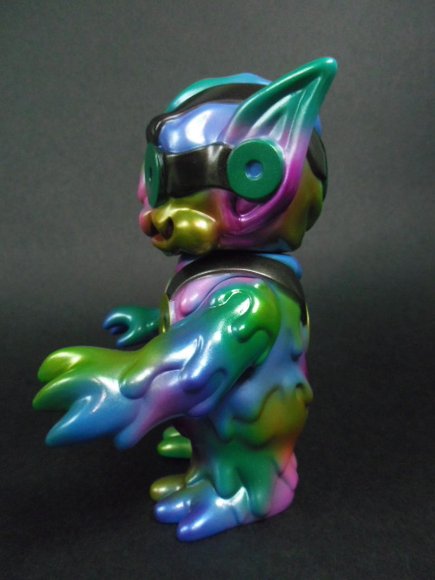Ooze Bat - Blue Metallic figure by Chanmen, produced by Super7. Side view.