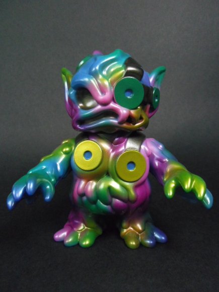 Ooze Bat - Blue Metallic figure by Chanmen, produced by Super7. Front view.
