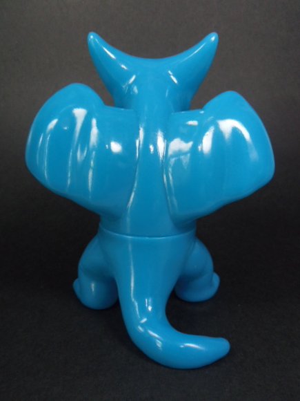 Crouching Deathra - Unpainted Rakugaki Blue figure by Gargamel, produced by Gargamel. Back view.