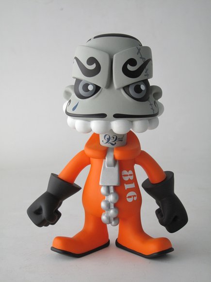 Prisoner #816  figure by Jeremy Madl (Mad), produced by Pobber. Front view.