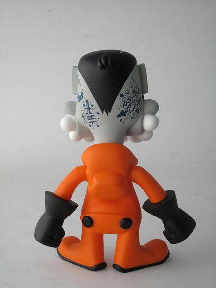 Prisoner #816  figure by Jeremy Madl (Mad), produced by Pobber. Back view.