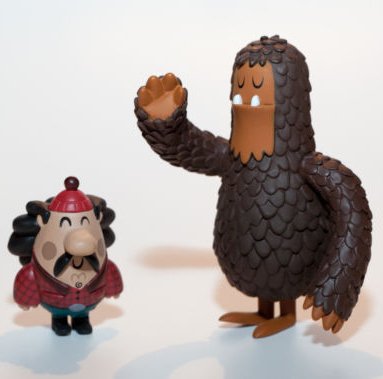 Salvatore and George figure by Invisible Creature, produced by Super7. Front view.
