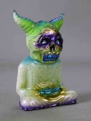 ALAVAKA - The Midnight Six (green) figure by Toby Dutkiewicz, produced by DevilS Head Productions. Front view.