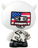 American Mix Tape figure by Bill Mcmullen, produced by Redmagic Style. Front view.
