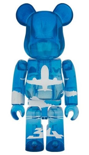 ANA ANA Blue Sky BE@RBRICK 100% figure, produced by Medicom Toy. Front view.