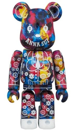 ANNA SUI × M／mika ninagawa BE@RBRICK 100% figure, produced by Medicom Toy. Front view.