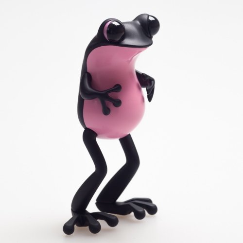 Apo Frog - Pepto Black figure by Twelvedot, produced by Twelvedot. Front view.