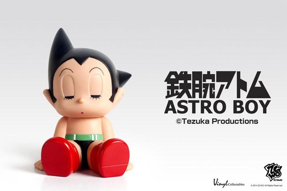 ASTRO BOY MINI SLEEPY figure by Tezuka Productions, produced by Zc World. Side view.