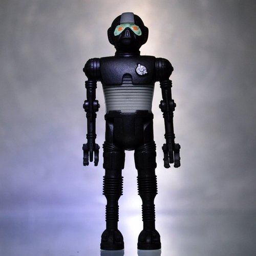 AUTOMATON™ figure by David Healey, produced by Healeymade. Front view.