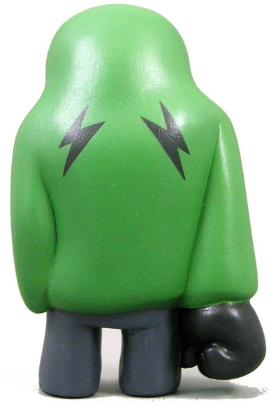 BadBoy Destroy figure by Lisa Rae Hansen, produced by Ibreaktoys. Back view.