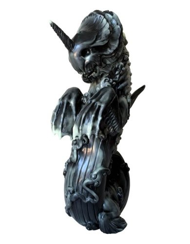 Bake-Kujira Ectoplasm figure by Candie Bolton, produced by Toy Art Gallery. Front view.