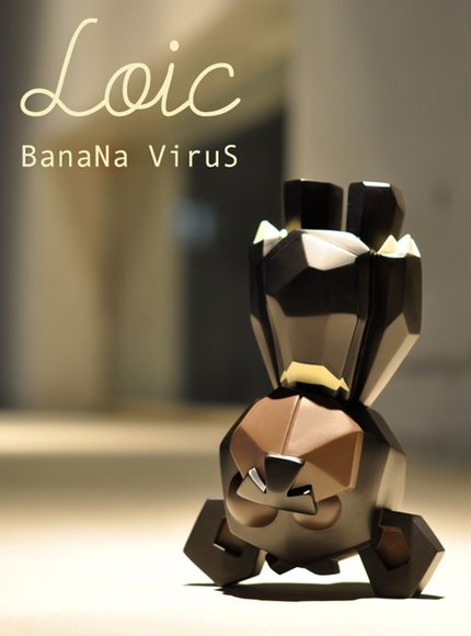 Loic - 1st Color figure by Banana Virus, produced by Instinctoy. Front view.