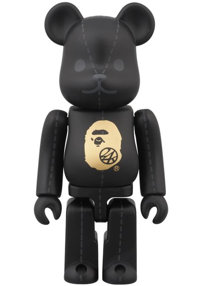A Bathing Ape x 24karats Be@rbrick 100% figure by Bape, produced by Medicom Toy. Front view.