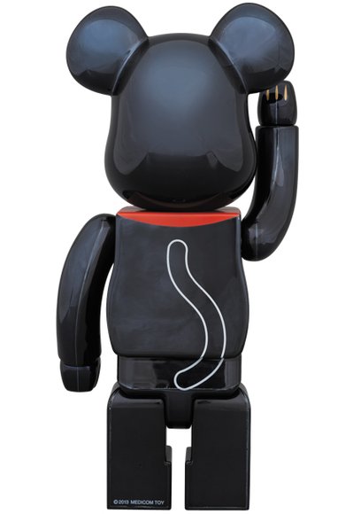Maneki Neko Be@rbrick 400% - Beckoning Cat Black figure, produced by Medicom Toy. Back view.