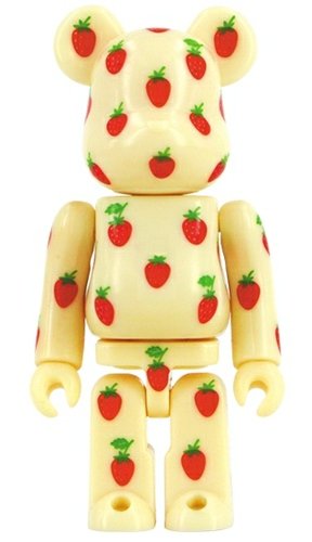 BE@RBRICK 29 - PATTERN STRAWBERRY figure, produced by Medicom Toy. Front view.