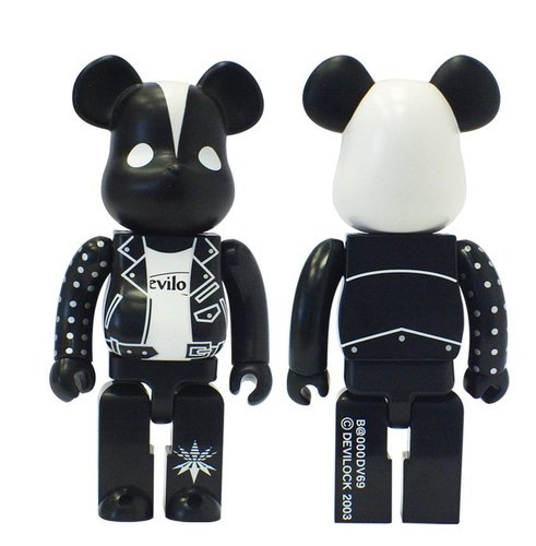Be@rbrick 400% Palm Store Ver figure by Devilock, produced by Medicom Toy. Front view.
