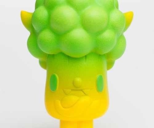 Bevil- Lemon and Lime Infused Edition figure by Paul Shih. Front view.