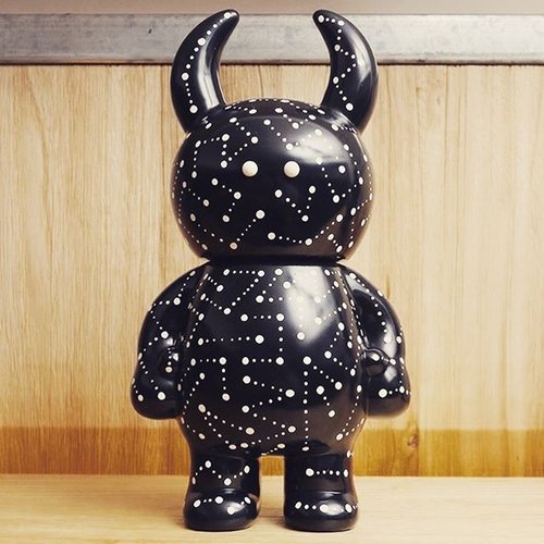 Big Uamou Elements figure by Ayako Takagi, produced by Uamou. Front view.