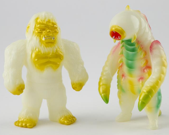 Bigfoot (ビッグフット) - GID figure, produced by Iwa Japan. Front view.