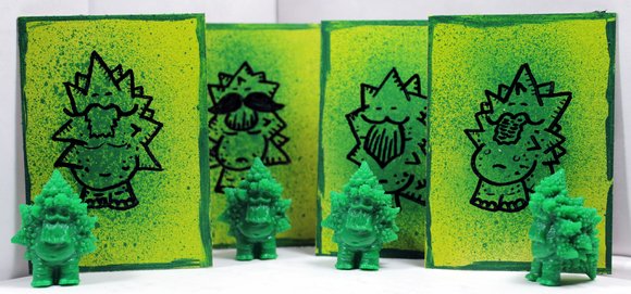 Leafy Green Brocotal figure by George Gaspar, produced by October Toys. Front view.