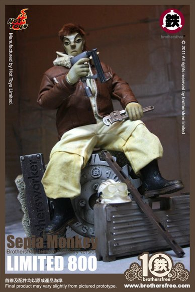 Brothersworker Monkey (Sepia edition) (Brothersfree 10th Anniversary Version) figure by Brothersfree, produced by Hot Toys. Front view.