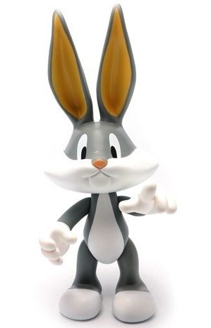 Bugs Bunny - Regular figure by Chuck Jones, produced by Artoyz Originals. Front view.