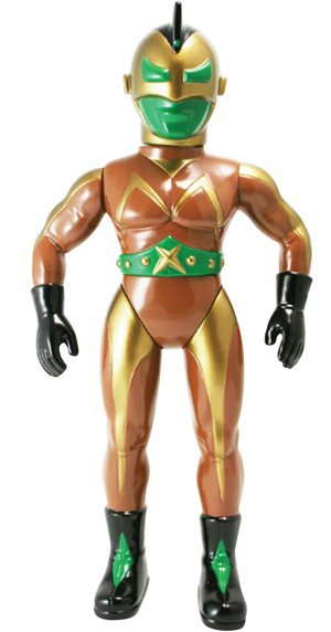 Captain Maxx - Gold/Brown Edition figure by Mark Nagata, produced by Max Toy Co.. Front view.