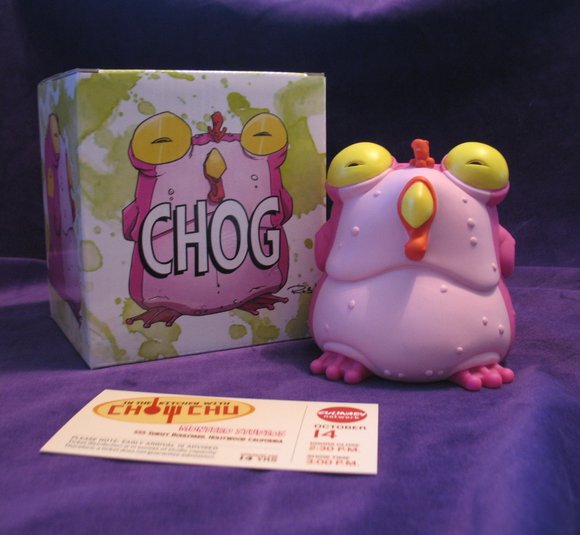 Chog Vinyl Figure - Chew figure by John Layman X Rob Guillory, produced by Skeleton Crew Studio Llc. Packaging.