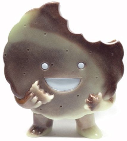 Foster - Cookies n’ Cream figure by Brian Flynn, produced by Super7. Front view.