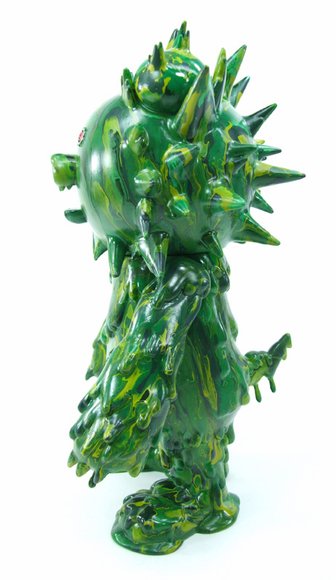 Cronic custom Inc - Green Marbled figure by Cronic, produced by Instinctoy. Side view.
