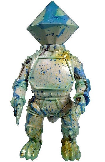 Crystal Mecha - Bug Splatter (SDCC 2014) figure by Brian Flynn, produced by Super7. Front view.