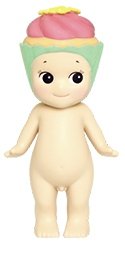 Cupcake figure by Dreams Inc., produced by Dreams Inc.. Front view.