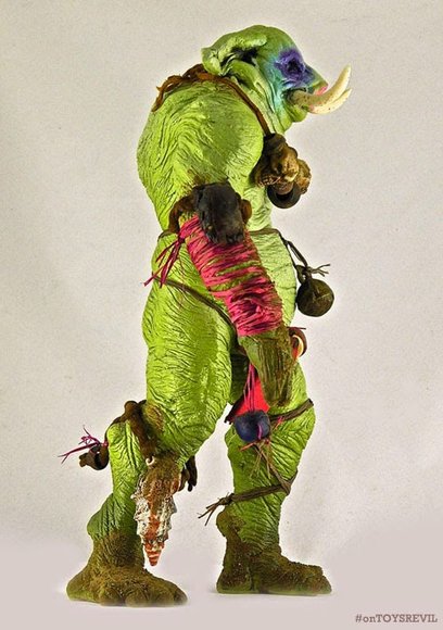 Custom Behemoth figure by Bob Conge (Plaseebo). Side view.