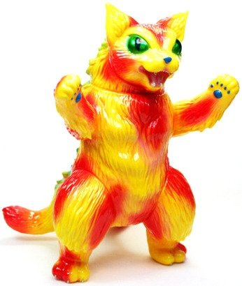 Custom Kaiju King Negora figure by Mark Nagata, produced by Max Toy Co.. Front view.