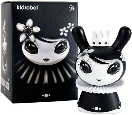 Mayari Black Dunny - Retailer figure by Otto Bjornik, produced by Kidrobot. Front view.