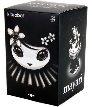 Mayari Black Dunny - Retailer figure by Otto Bjornik, produced by Kidrobot. Packaging.