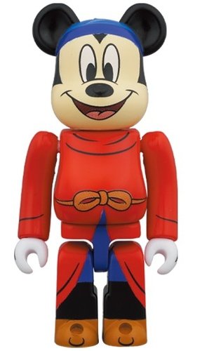 FANTASIA MICKEY BE@RBRICK 100% figure, produced by Medicom Toy. Front view.