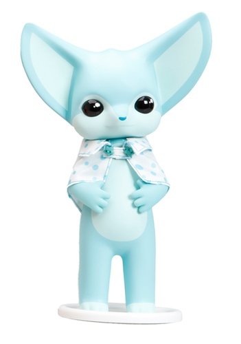 Fennec Fox Dona figure by Twelvedot, produced by Everland X Twelvedot. Front view.
