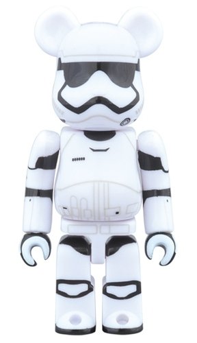 FIRST ORDER STORMTROOPER BE@RBRICK figure, produced by Medicom Toy. Front view.