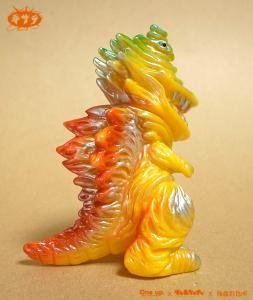 Gizalla - yellow edition figure by Gumtaro, produced by Gums Productions. Back view.