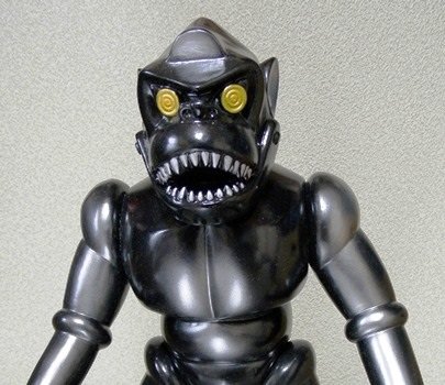 Gorilla Robot (ロボットゴリラ) figure by Takashi Minamimura, produced by Target Earth. Detail view.