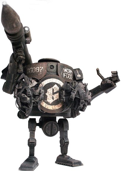 Grave Digger Bramble figure by Ashley Wood, produced by Threea. Front view.