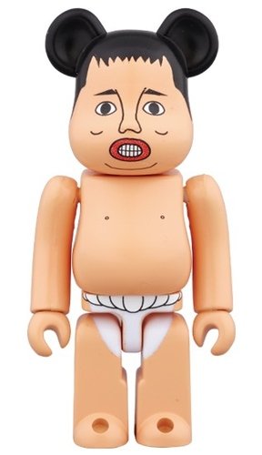 Hamada Masatoshi BE@RBRICK 100% figure, produced by Medicom Toy. Front view.