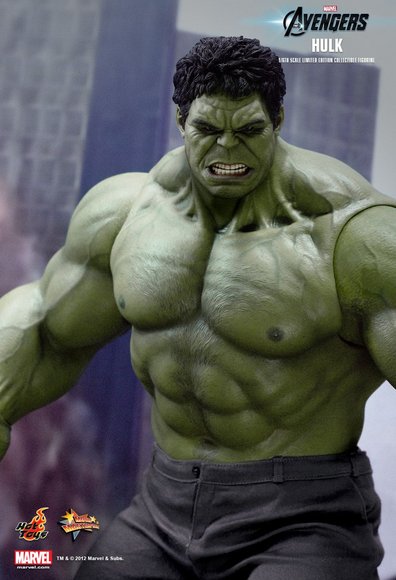 Hulk figure by Kojun & Yulli, produced by Hot Toys. Detail view.