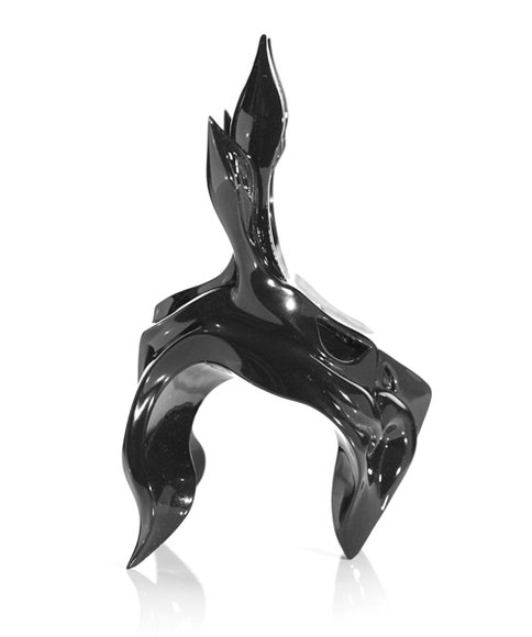 Impundulu figure by Colus Havenga, produced by Mana Studios. Side view.